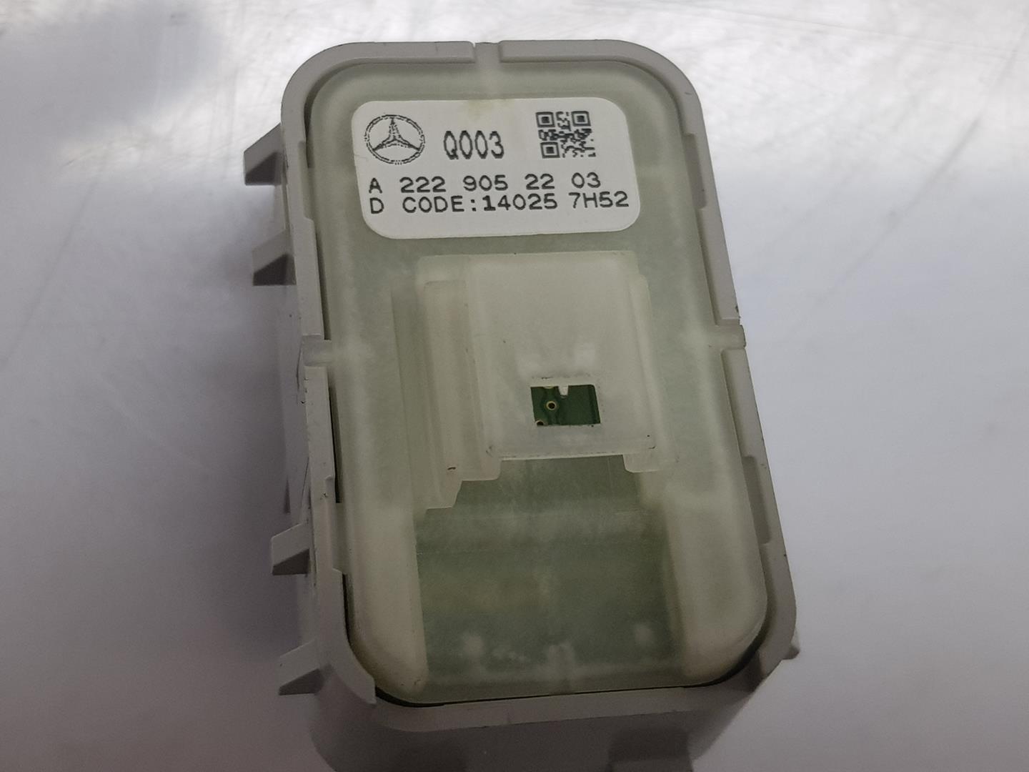 MERCEDES-BENZ C-Class W205/S205/C205 (2014-2023) Front Right Door Window Switch A2229052203, A2229052203, 1141CB2222DL 19935311