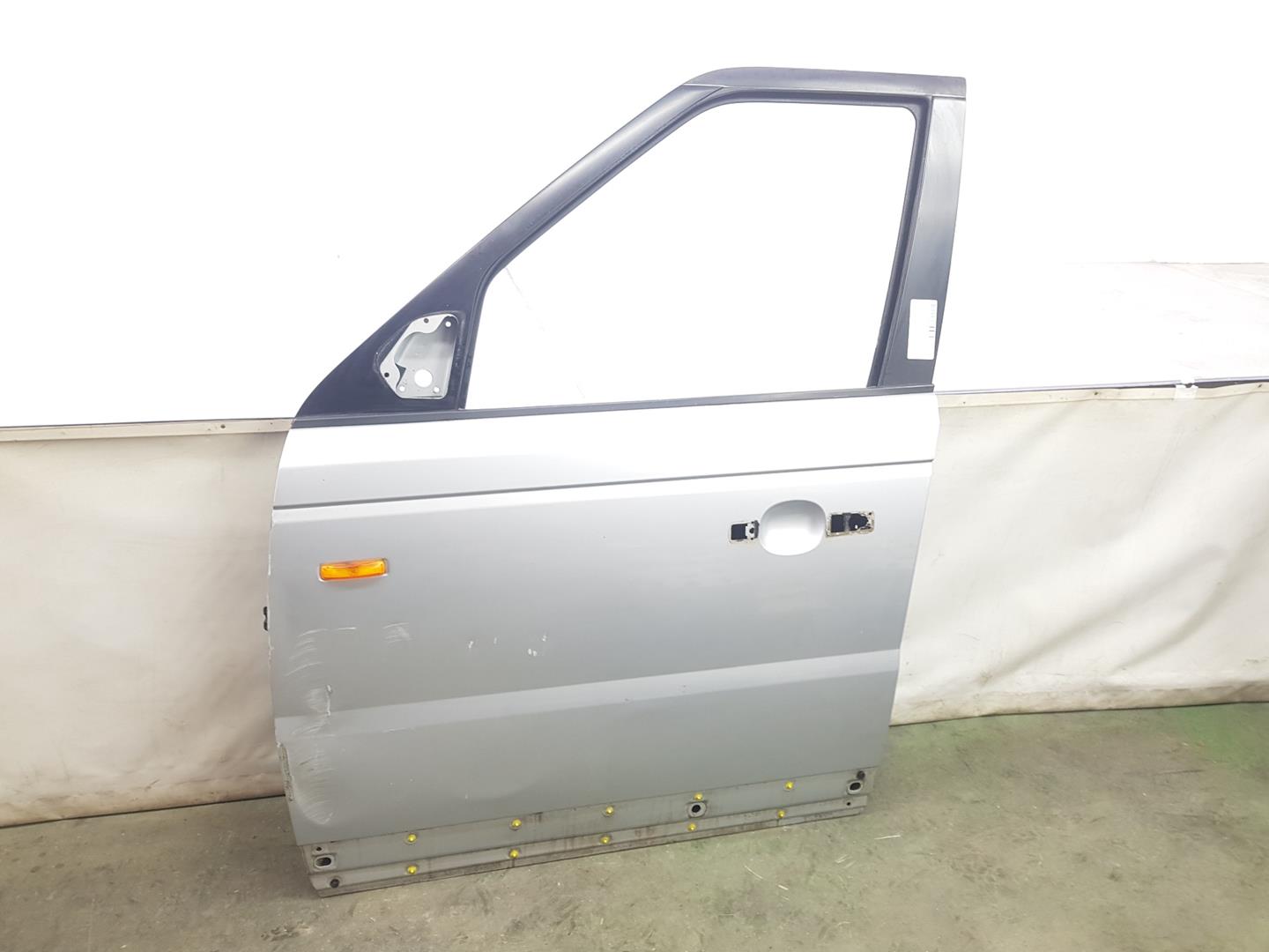 LAND ROVER Range Rover Sport 1 generation (2005-2013) Front Left Door LR016465, AH3220125BA 19809318