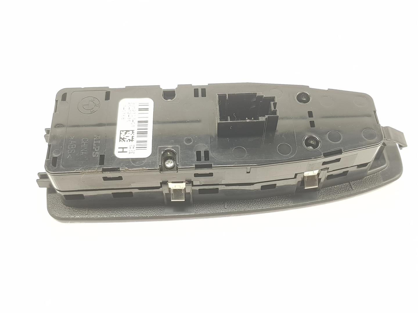 BMW 4 Series F32/F33/F36 (2013-2020) Front Left Door Window Switch 61319208109 24231521