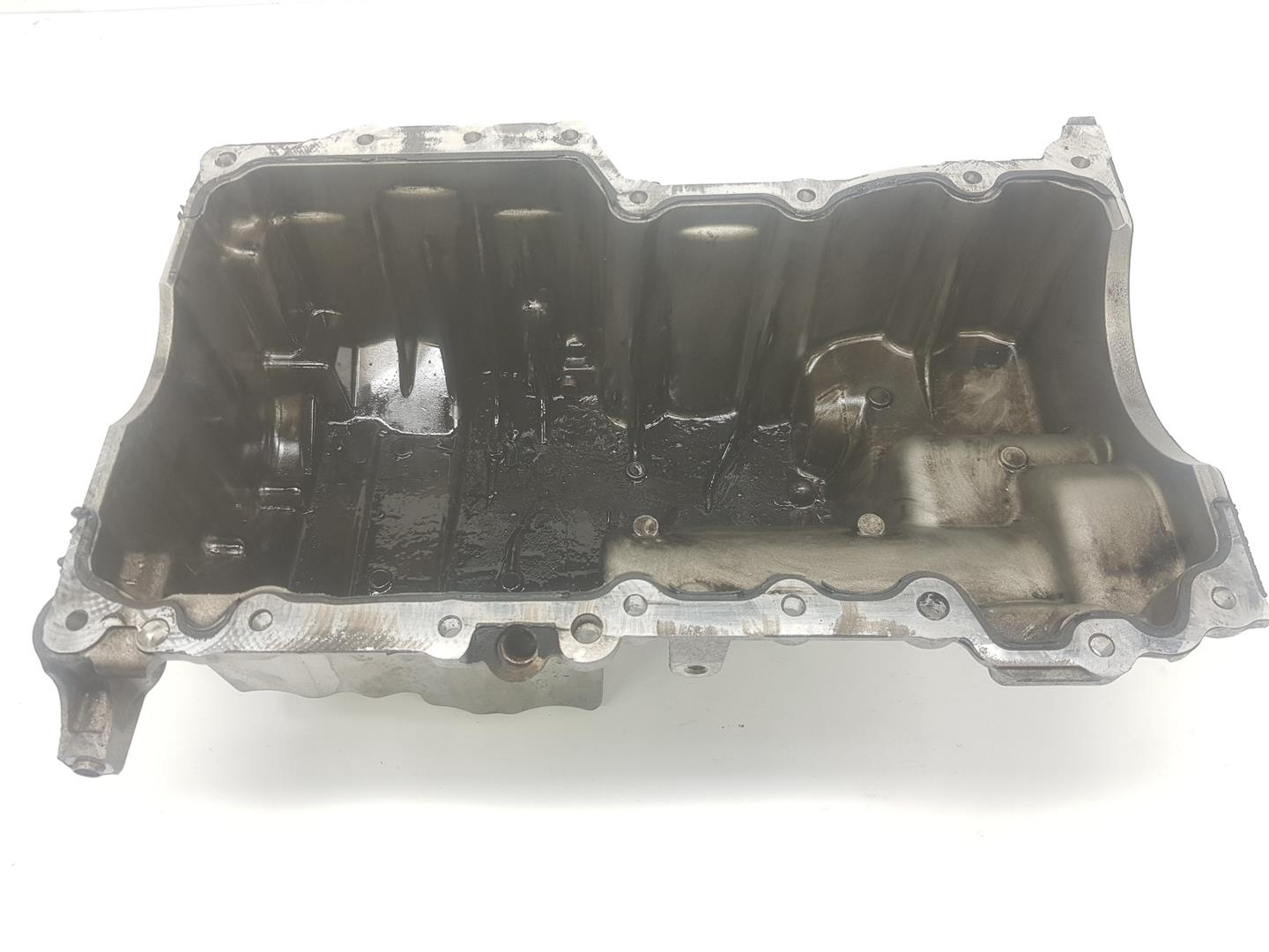 LAND ROVER Discovery Sport 1 generation (2014-2024) Crankcase LR087669, LR087669, 1151CB 24231154