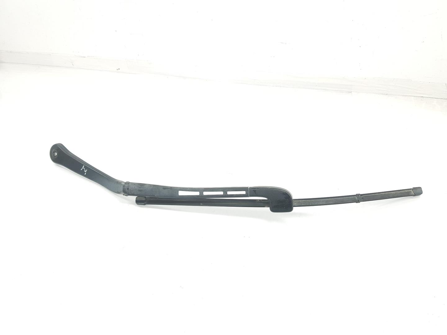 BMW 3 Series E90/E91/E92/E93 (2004-2013) Priekiniai valytuvai 61619449914, 61619449914 21335451