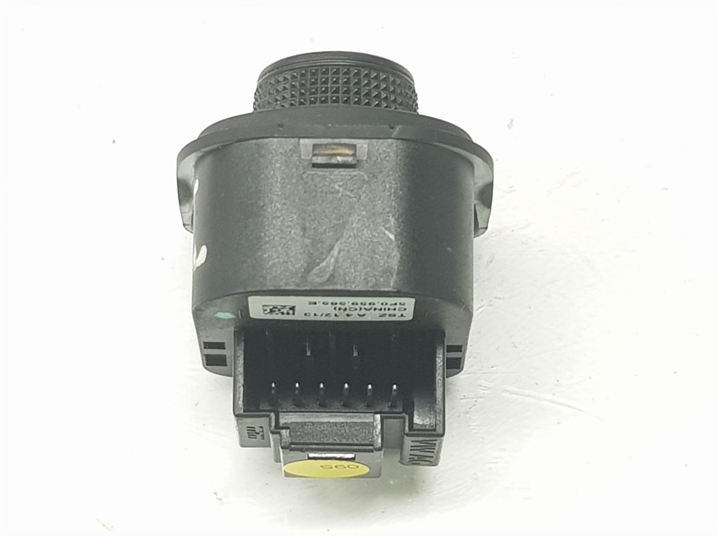 VOLKSWAGEN Bora 1 generation (1998-2005) Other Control Units 5F0959565E, 5F0959565E 19927003