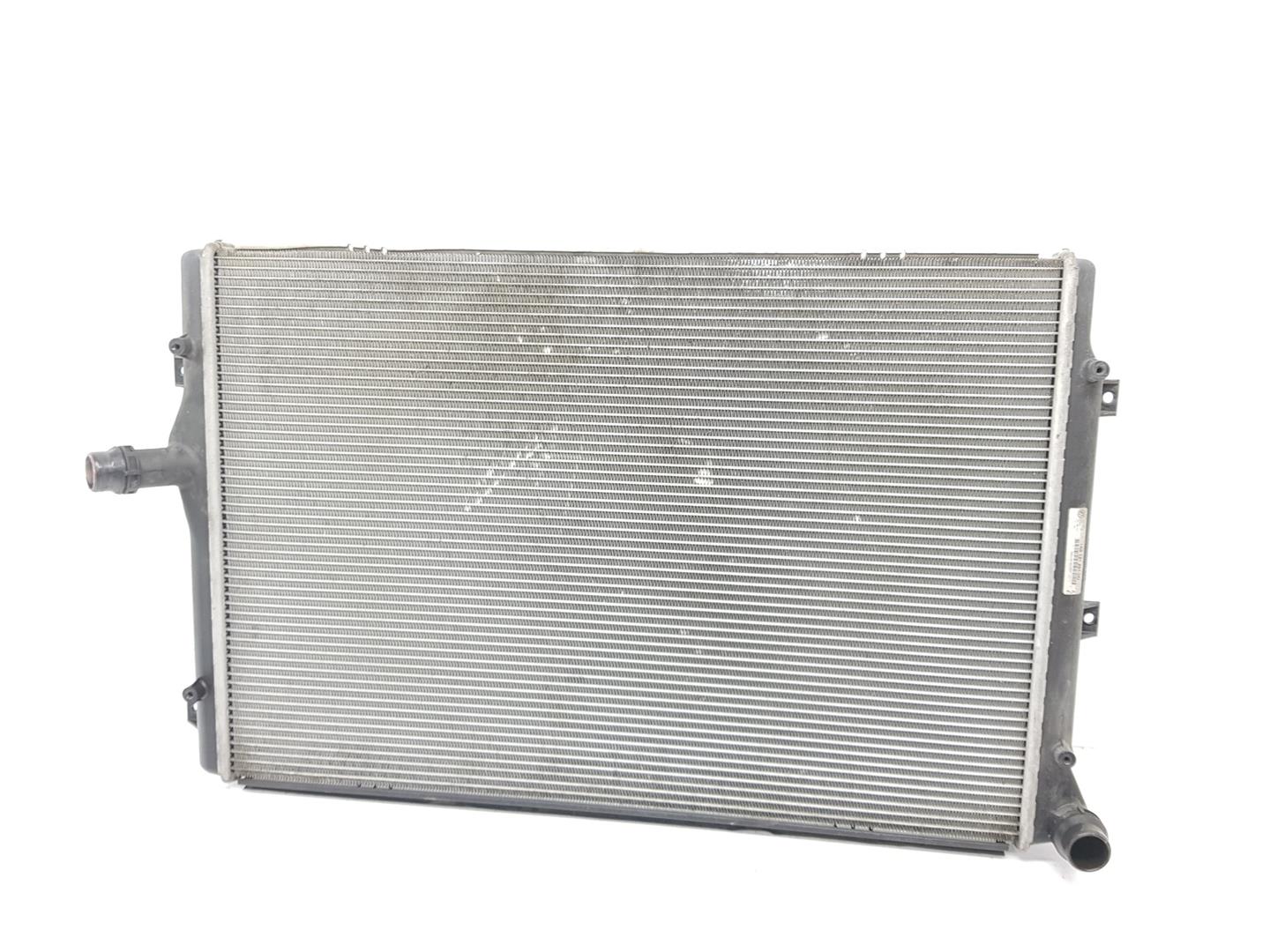 VOLKSWAGEN Caddy 3 generation (2004-2015) Aušinimo radiatorius 1K0121251DD, 1K0121251DD 22625706