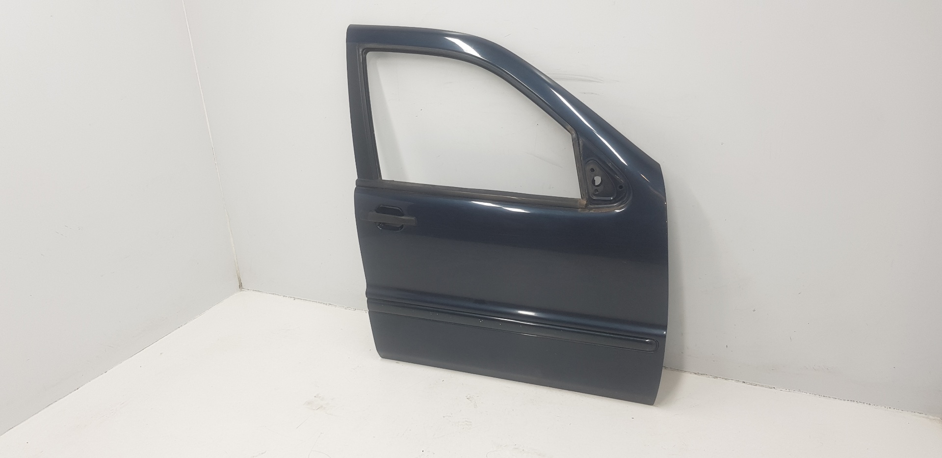 MERCEDES-BENZ M-Class W163 (1997-2005) Front Right Door A1637201605,A1637201605,COLORAZULOSCURO189 24180578