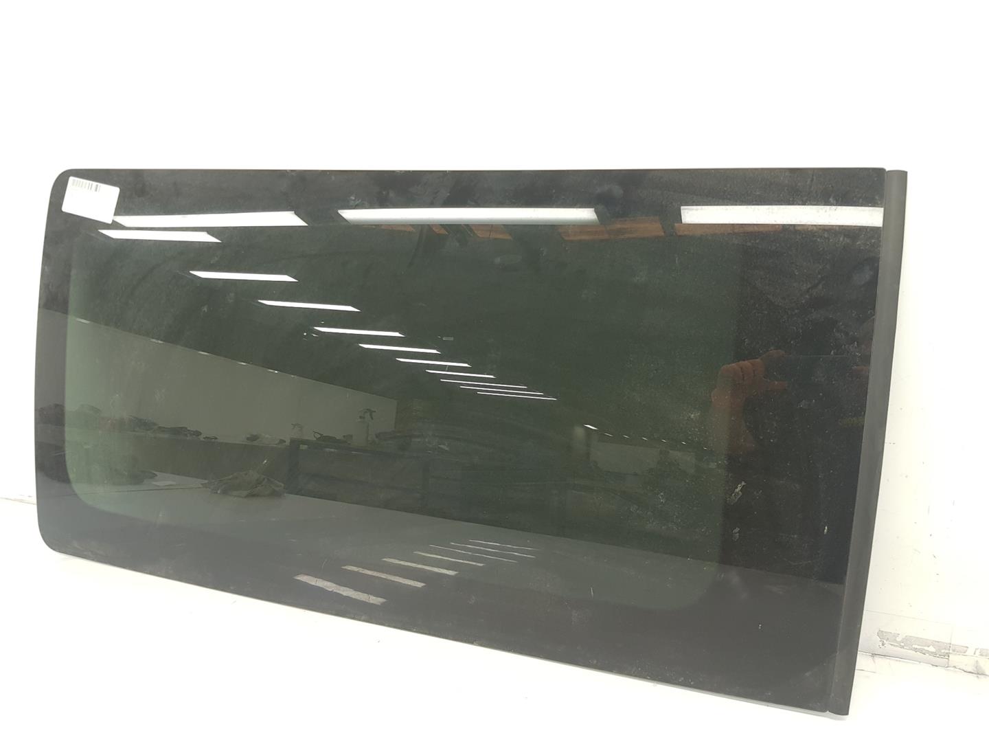MERCEDES-BENZ Kairys šoninių durų stiklas A4476730805, A4476730805 24144260