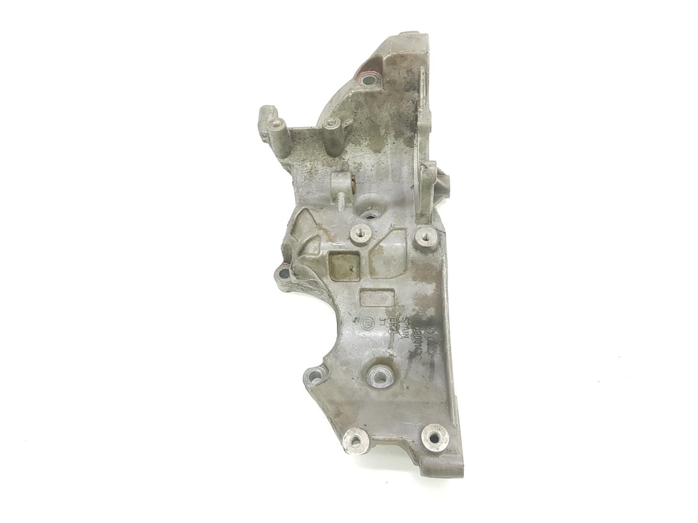 AUDI A4 B6/8E (2000-2005) Кронштейн генератора 06D903143C 19764755