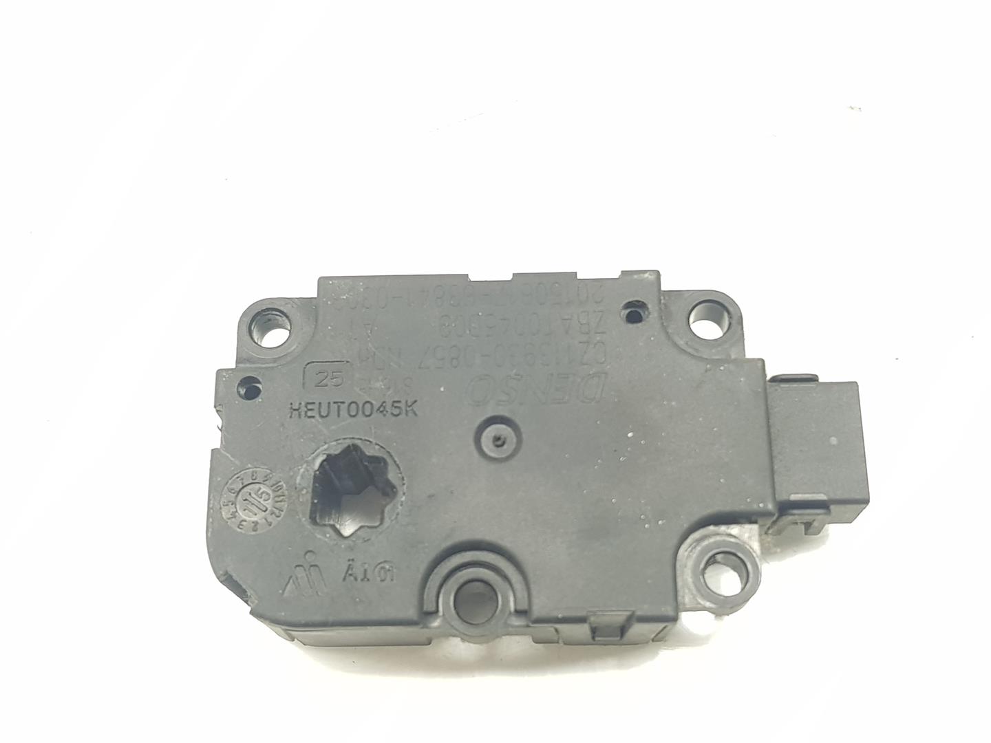 MERCEDES-BENZ CLA-Class C117 (2013-2016) Air Conditioner Air Flow Valve Motor A2469064400, A0999069800 24166312