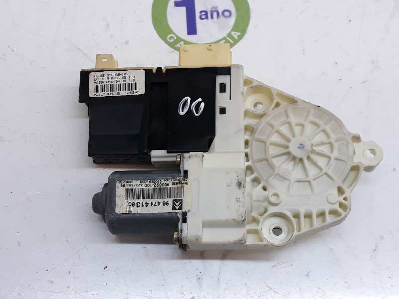 CITROËN C4 1 generation (2004-2011) Front Right Door Window Control Motor 9647441380, 980692100, 9222AV 19669589