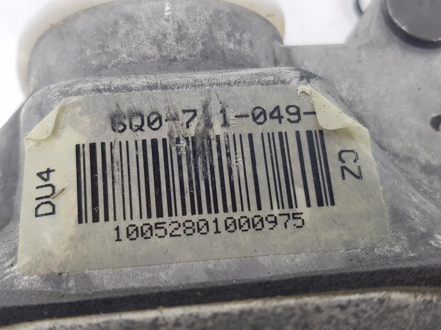 SEAT Cordoba 2 generation (1999-2009) Växlingsknopp 6Q0711050B, 6Q0711046CJ 21608181