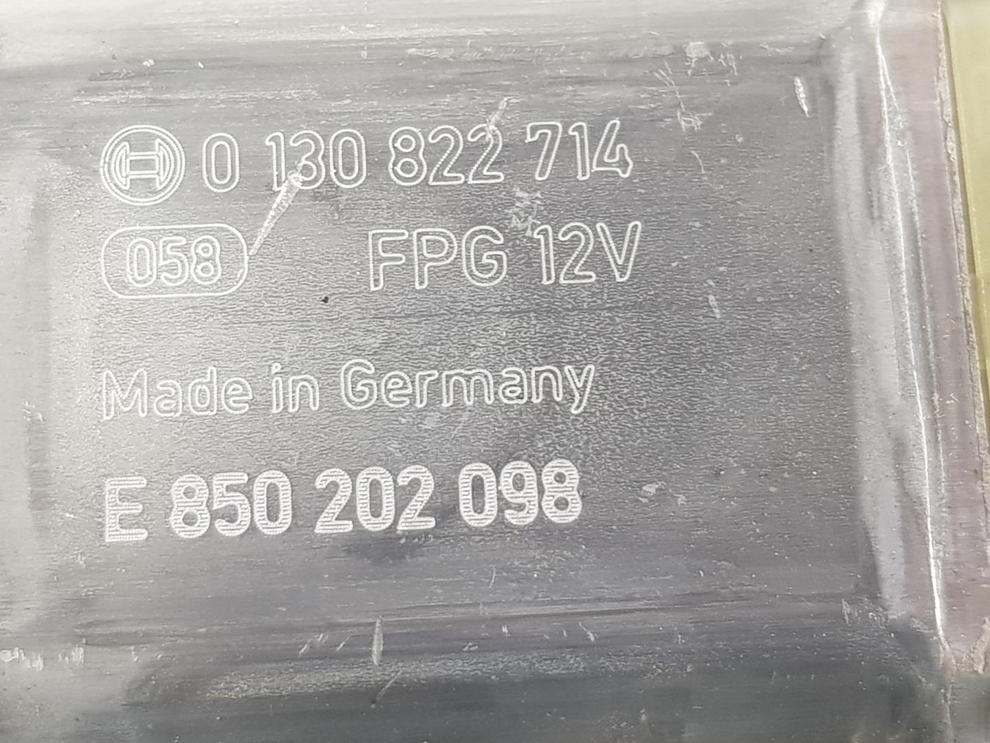 VOLKSWAGEN T-Roc 1 generation (2017-2024) Front Left Door Window Regulator Motor 5Q0959802A, 5Q0959802A 24122416