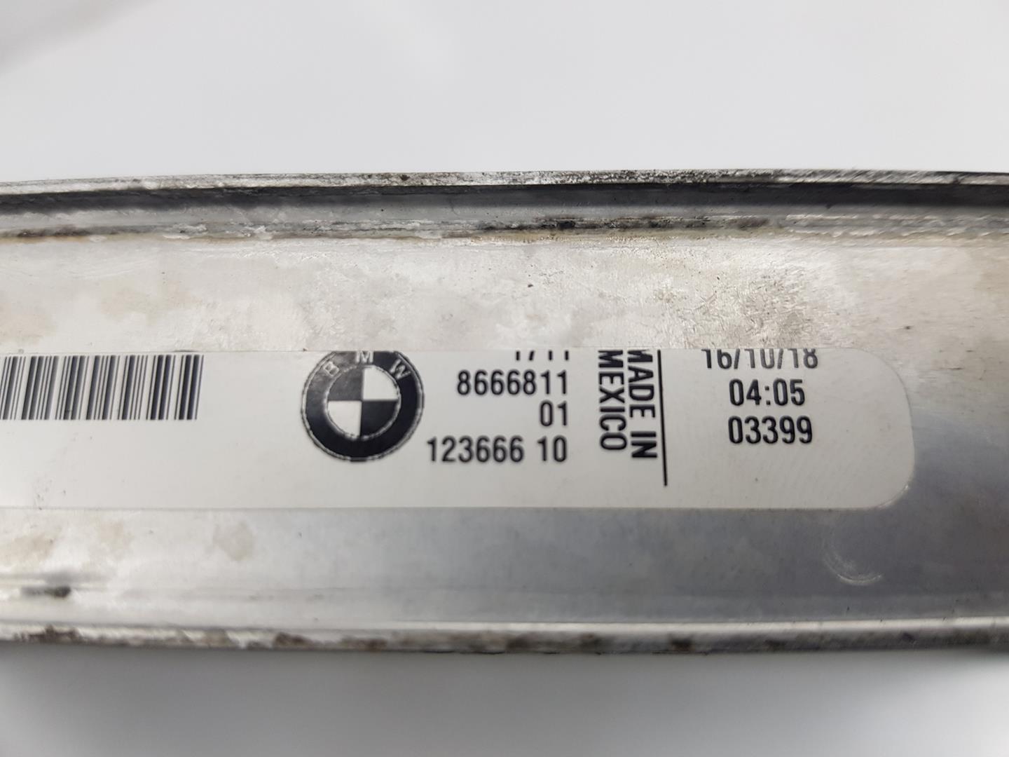 BMW 3 Series G20/G21/G28 (2018-2024) Охлаждающий радиатор 17118666811, 17118666811 24134219