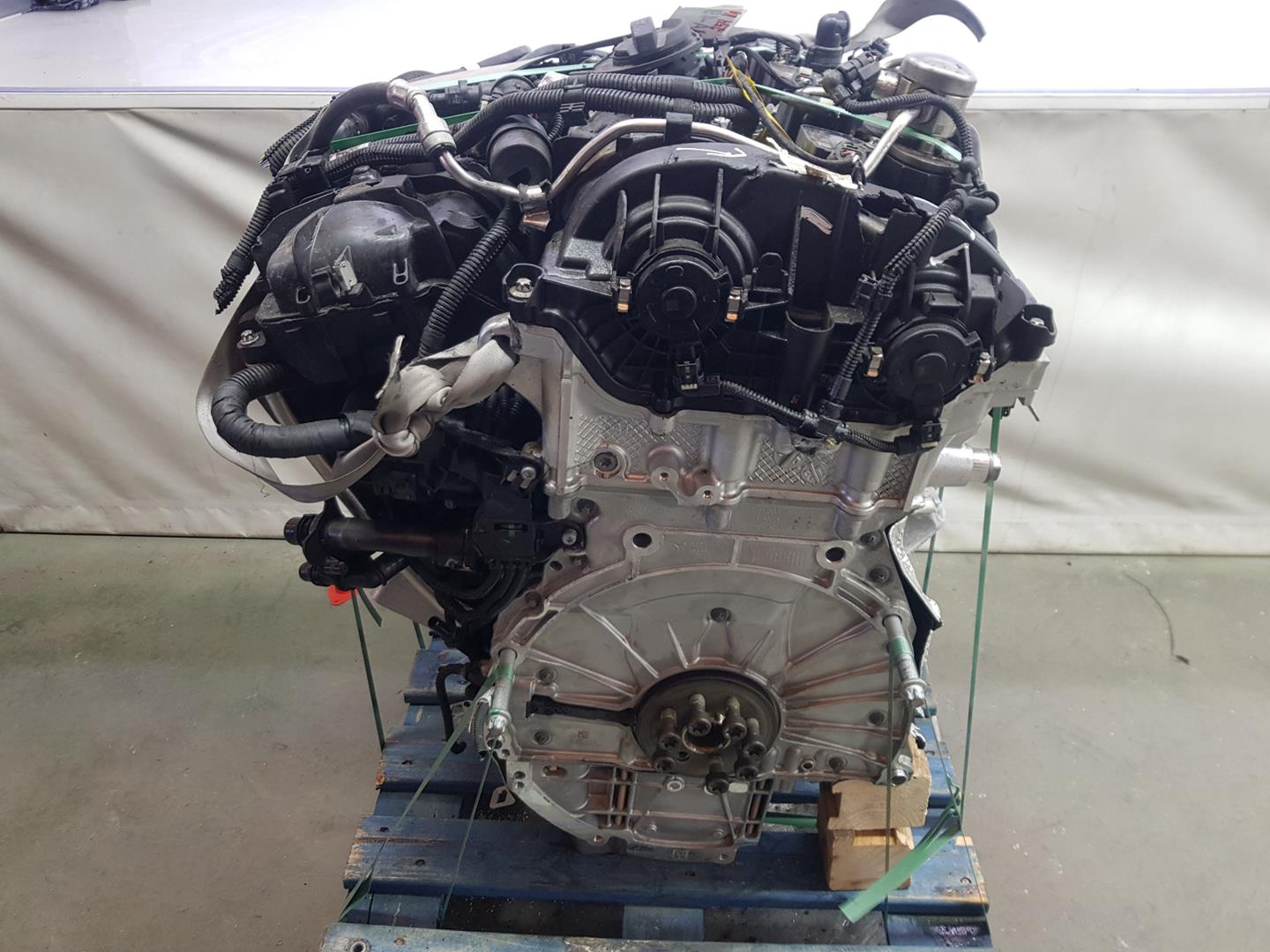 BMW 5 Series G30/G31 (2016-2023) Engine B48B20A,11005A078D7 24135495