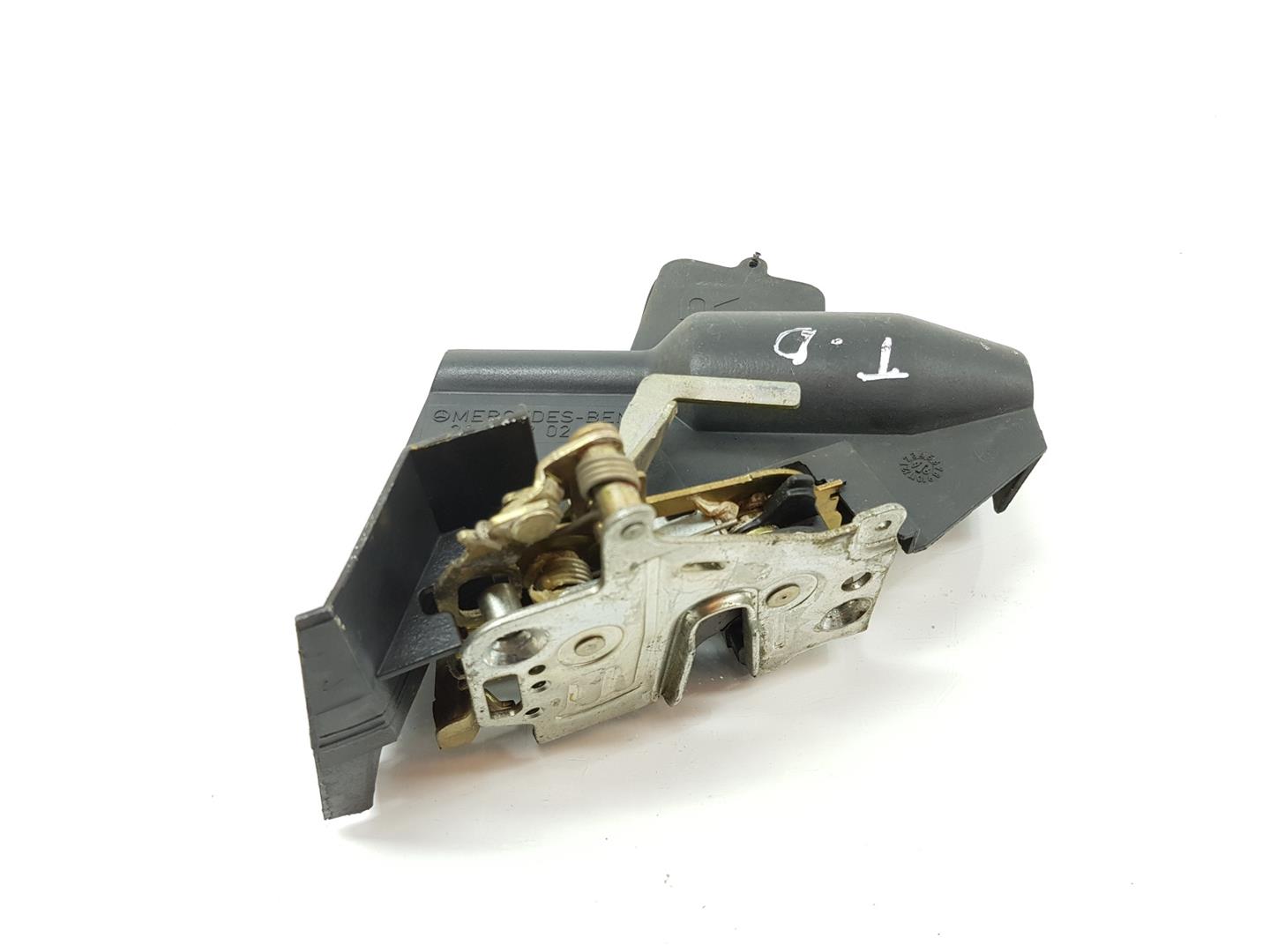 MERCEDES-BENZ E-Class W210 (1995-2002) Rear Right Door Lock A2027330208, A2027300635 24684044