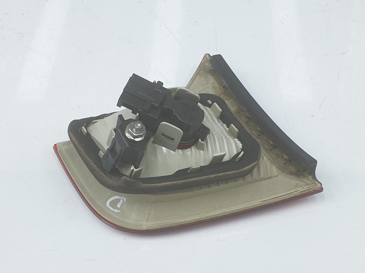 AUDI A4 B7/8E (2004-2008) Rear Right Taillight Lamp 8E5945094A,8E5945094A 24132780