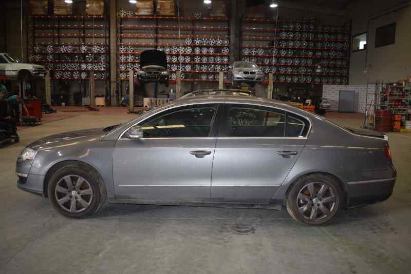 VOLKSWAGEN Passat B6 (2005-2010) Повдигнете Джак 3C0011031B, 3C5012115D 19648489