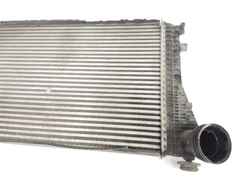 VOLKSWAGEN Passat B6 (2005-2010) Intercooler radiátor 3C0145805F,3C0145805F 19692312