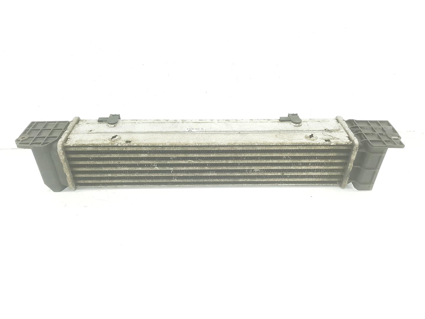 BMW 3 Series E90/E91/E92/E93 (2004-2013) Radiateur de refroidisseur intermédiaire 17517524916, 7524916 19822341