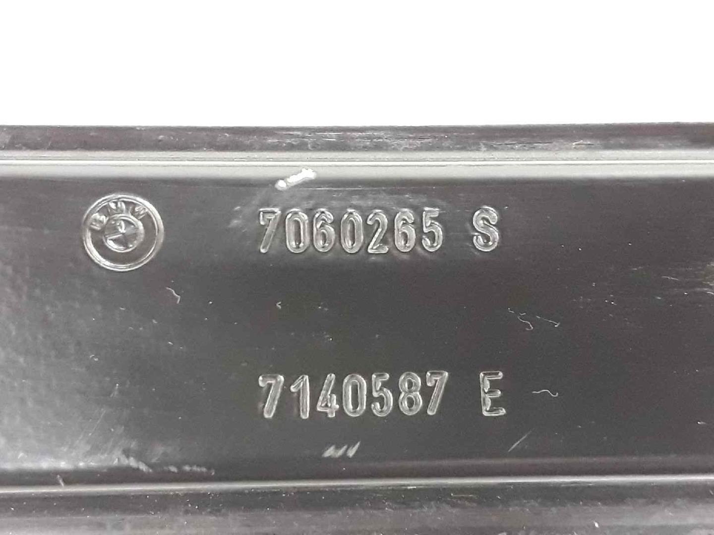 BMW 3 Series E90/E91/E92/E93 (2004-2013) Priekinių kairių durų stiklo pakelėjas 7140587, 51337140587 19686371