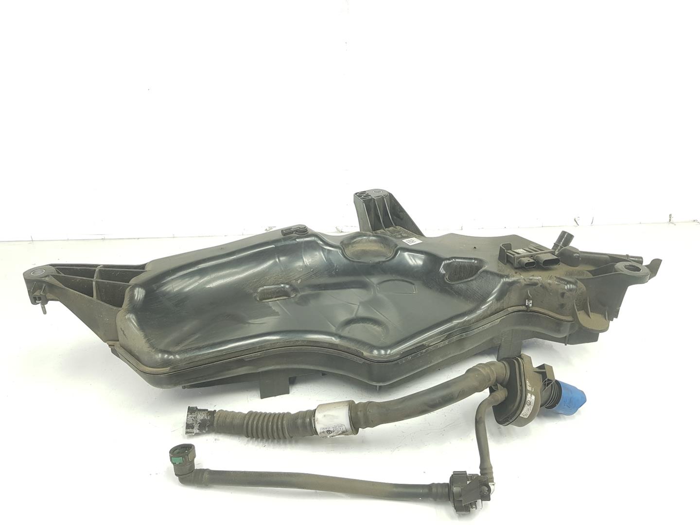 VOLKSWAGEN Golf 7 generation (2012-2024) AdBlue Tank 5Q0131877R, 5Q0131877R 19859331