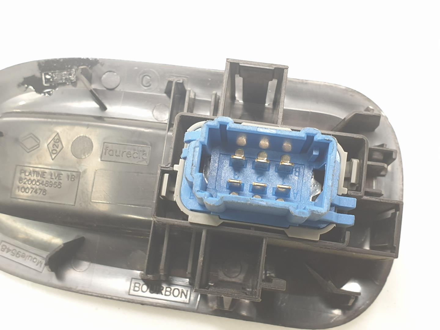 RENAULT Master 3 generation (2010-2023) Front Right Door Window Switch 8200548968, 8200476809 23749612