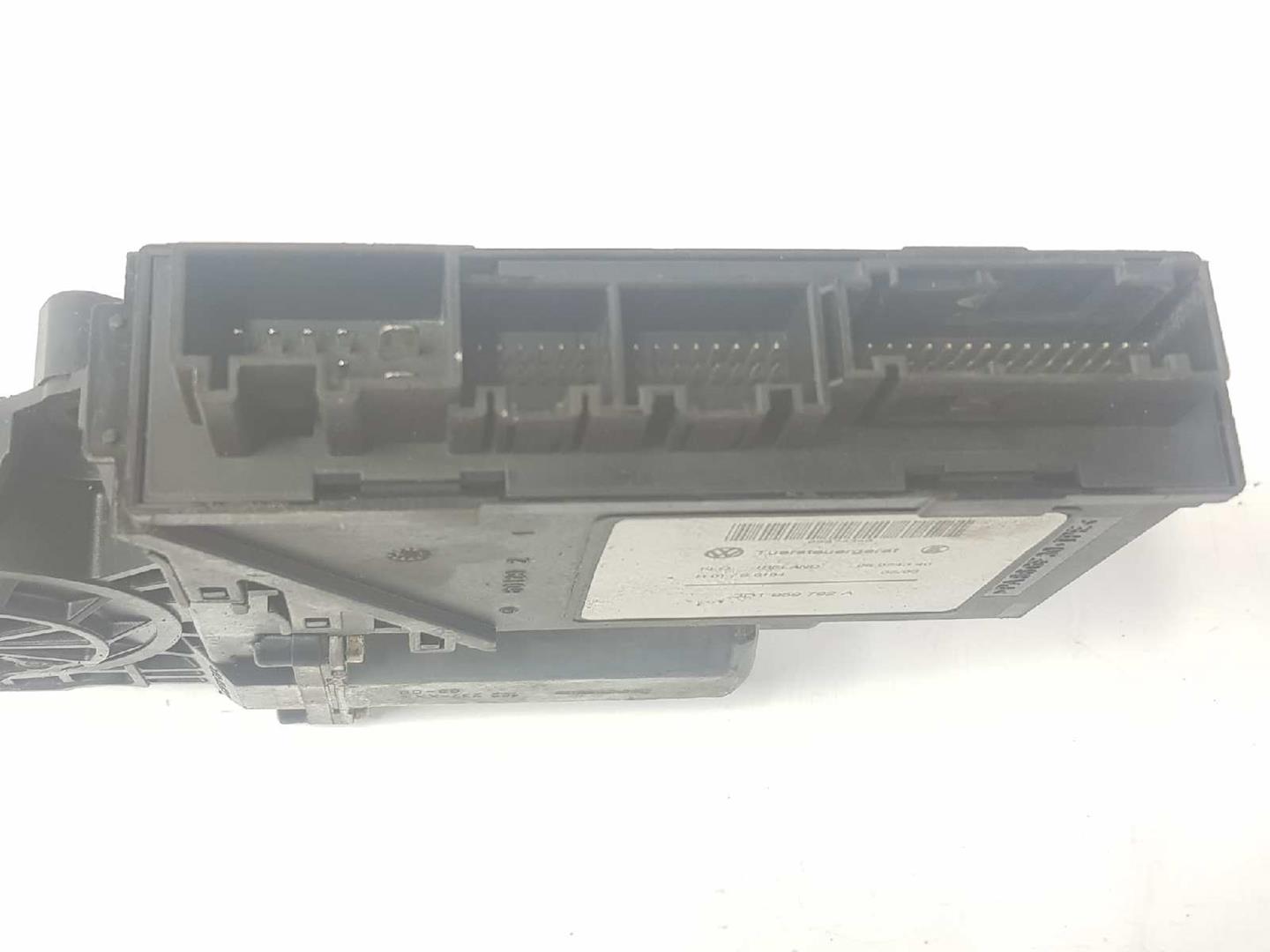 VOLKSWAGEN Touareg 1 generation (2002-2010) Front Right Door Window Control Motor 7L0959702H, 7L0959702H, SOLOMOTOR 19720716