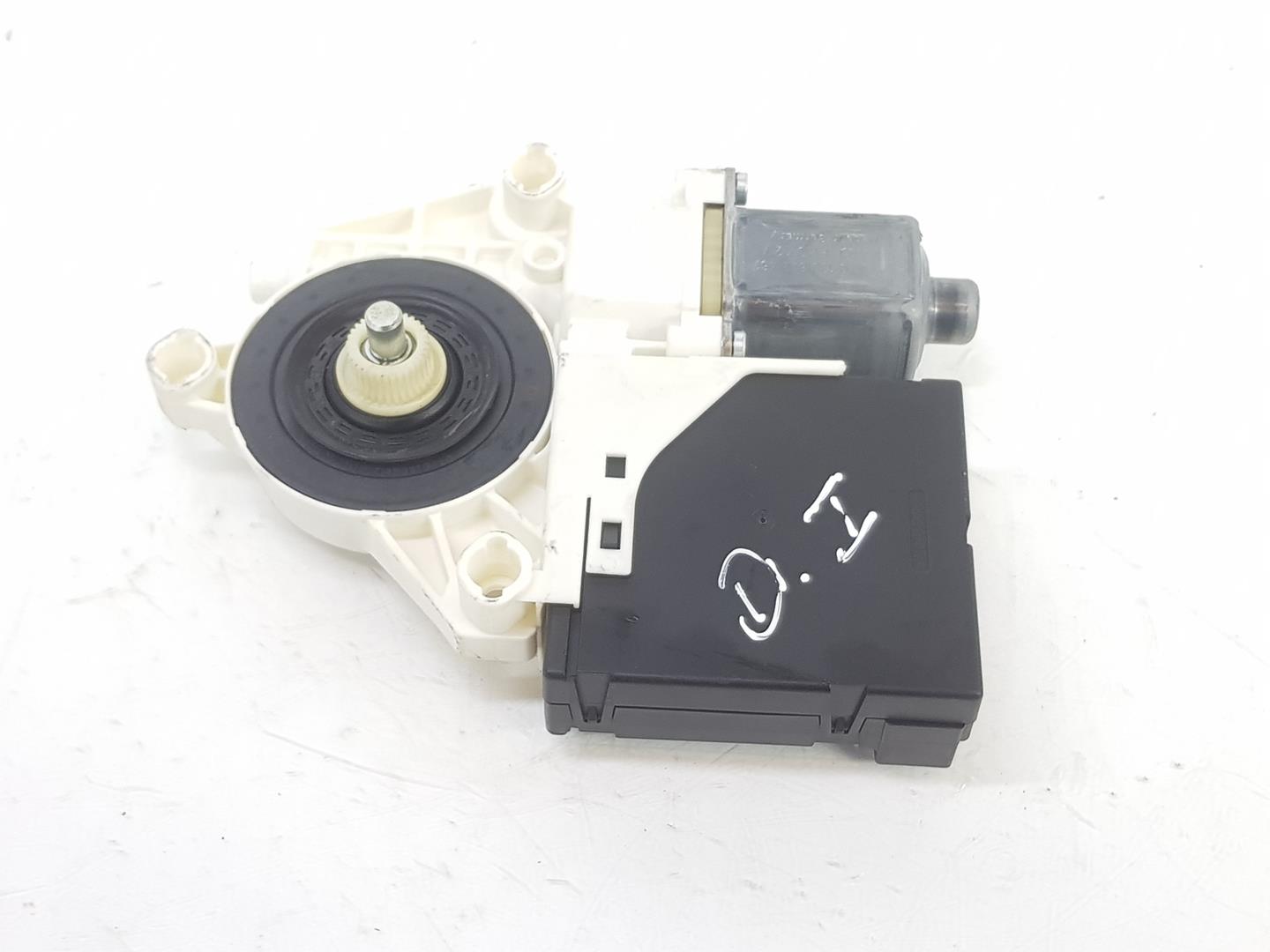 VOLKSWAGEN Tiguan 1 generation (2007-2017) Moteur de lève-vitre de porte avant gauche 5N0959701G,5N0959701G 19737135