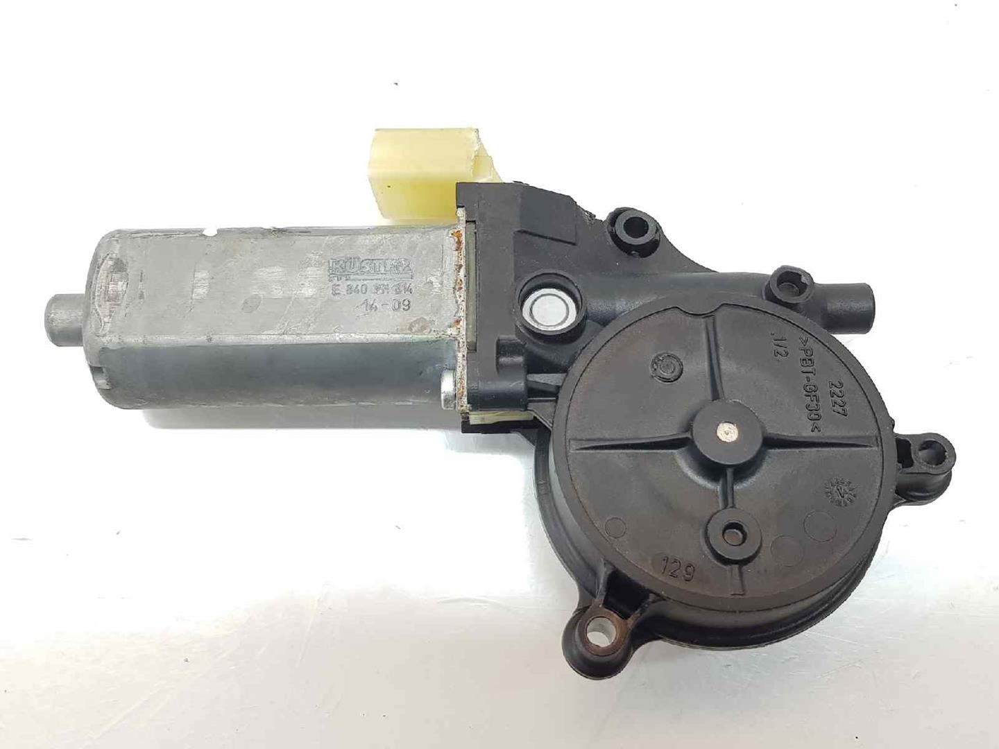 AUDI A5 8T (2007-2016) Rear Right Door Window Control Motor 8F0959812, 8F0959812 25307774