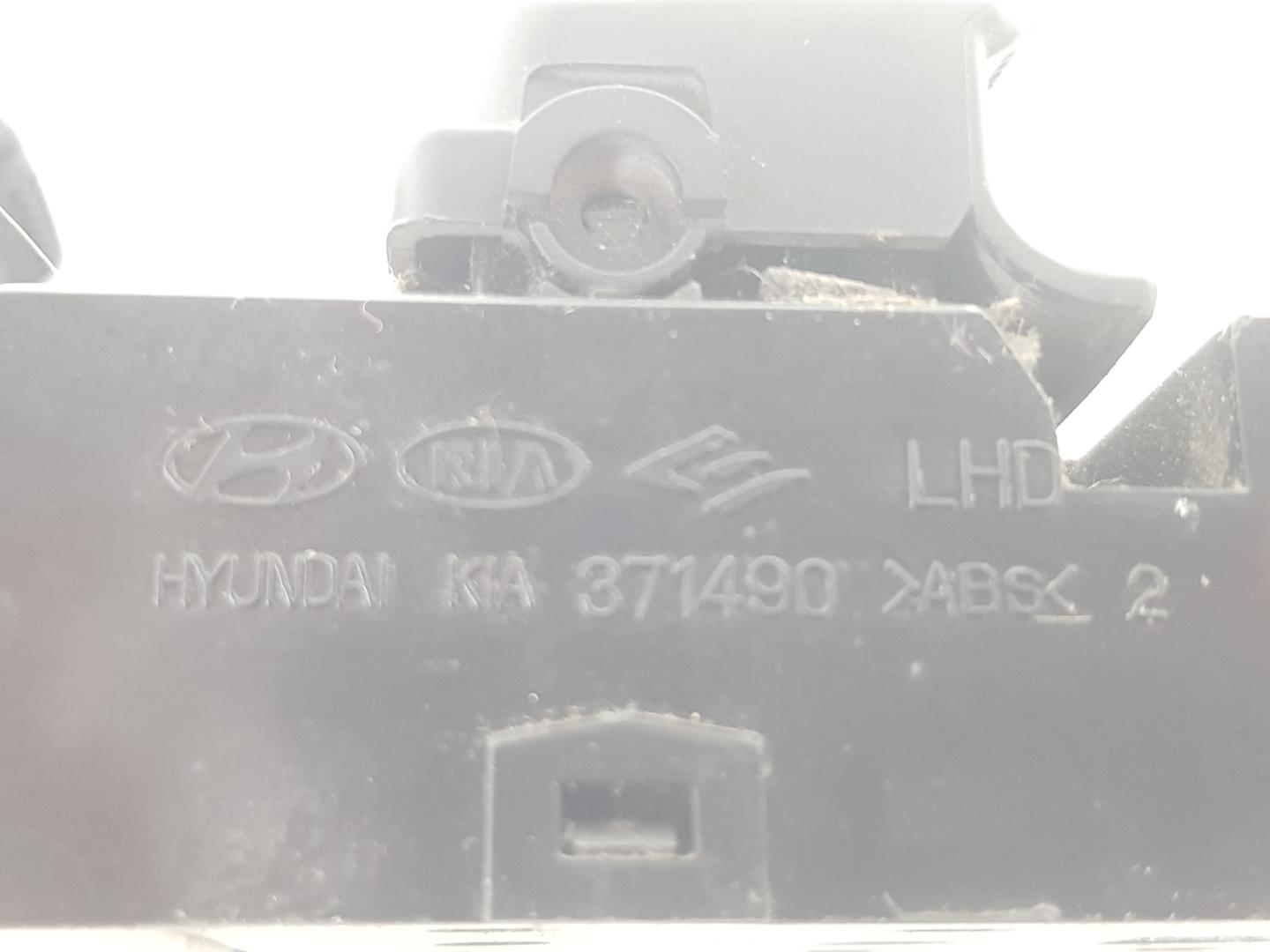 HYUNDAI Santa Fe CM (2006-2013) Кнопка стеклоподъемника передней левой двери 935702B000S4, 935702B000S4 24229205