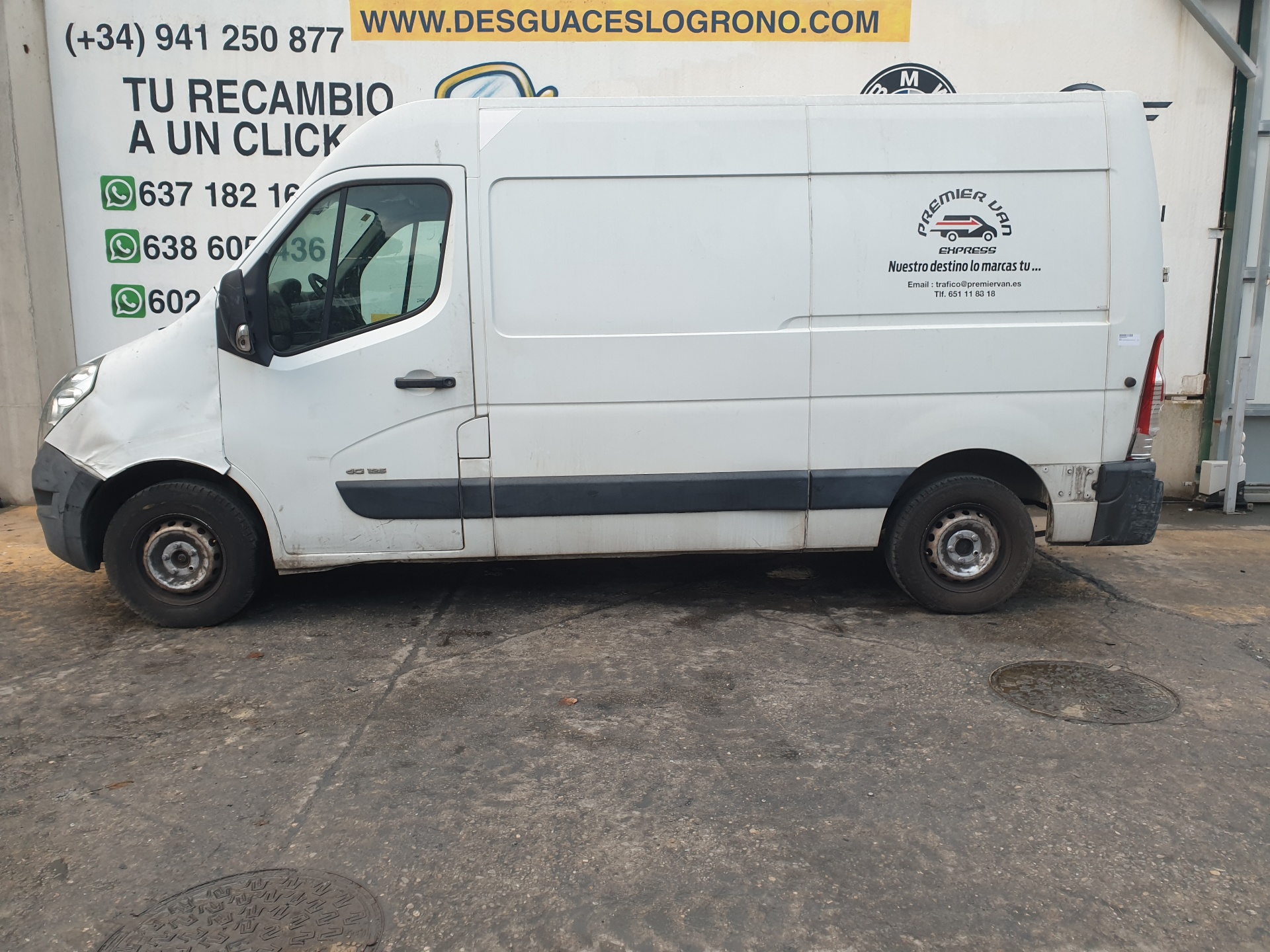 RENAULT Master 3 generation (2010-2023) Правый угол заднего бампера 851200001R,851200001R 24236582