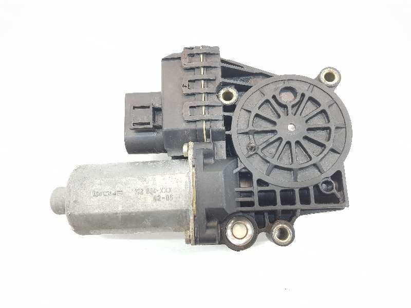 AUDI A3 8L (1996-2003) Front Right Door Window Control Motor 4B0959802E, 4B0959802E 19683382