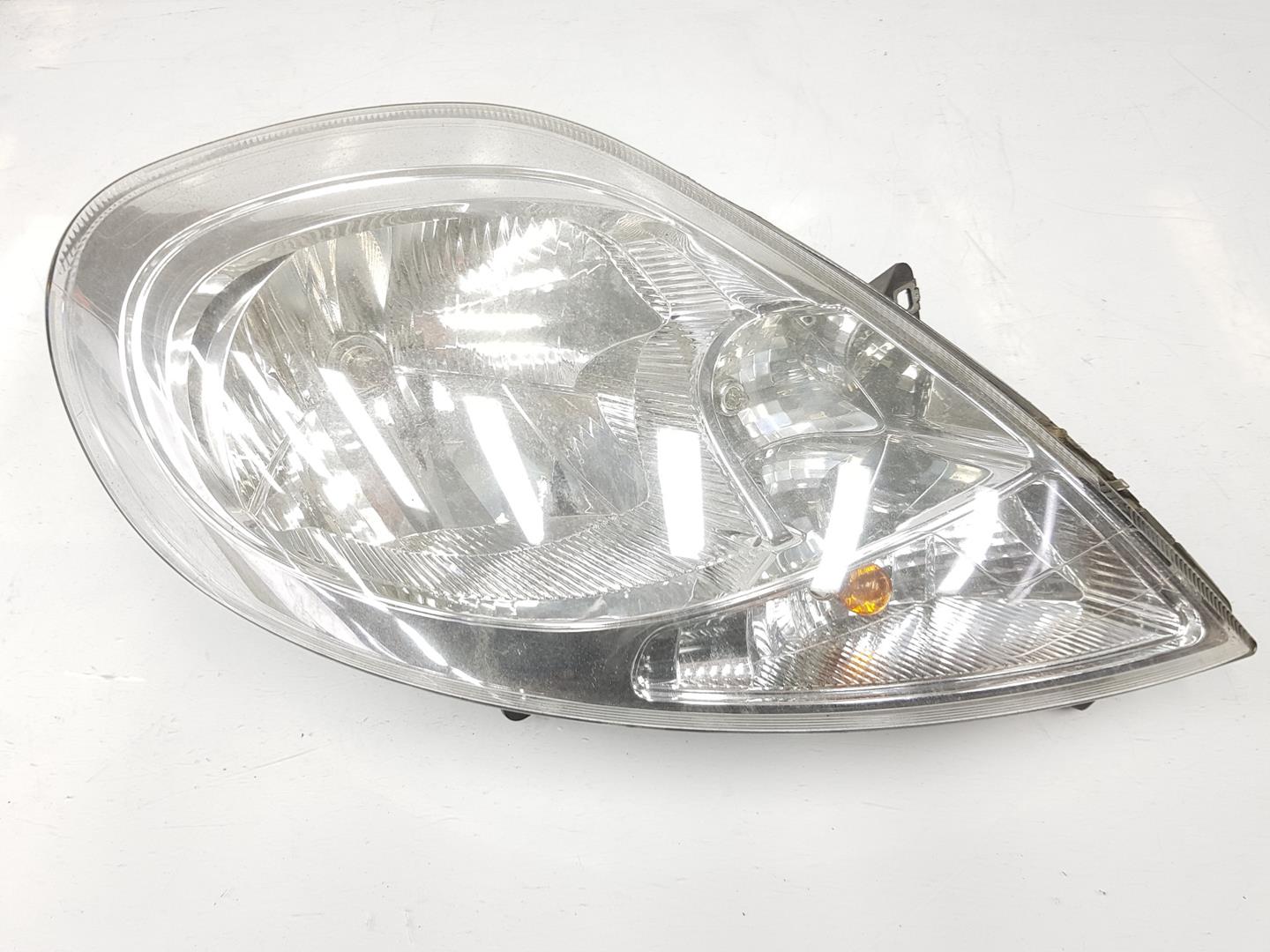 RENAULT Trafic 2 generation (2001-2015) Front Right Headlight 8200701356, 8200701356 19862633