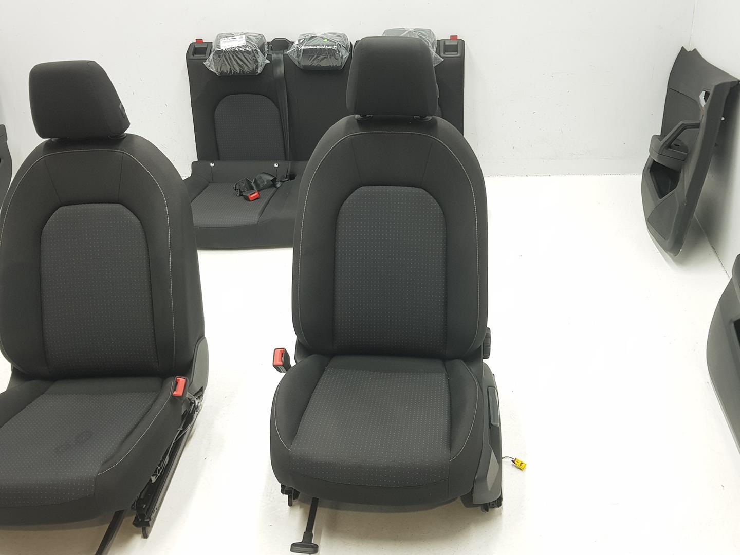 SEAT Arona 1 generation (2017-2024) Cиденье салона ENTELA, MANUAL, CONPANELES 21544088