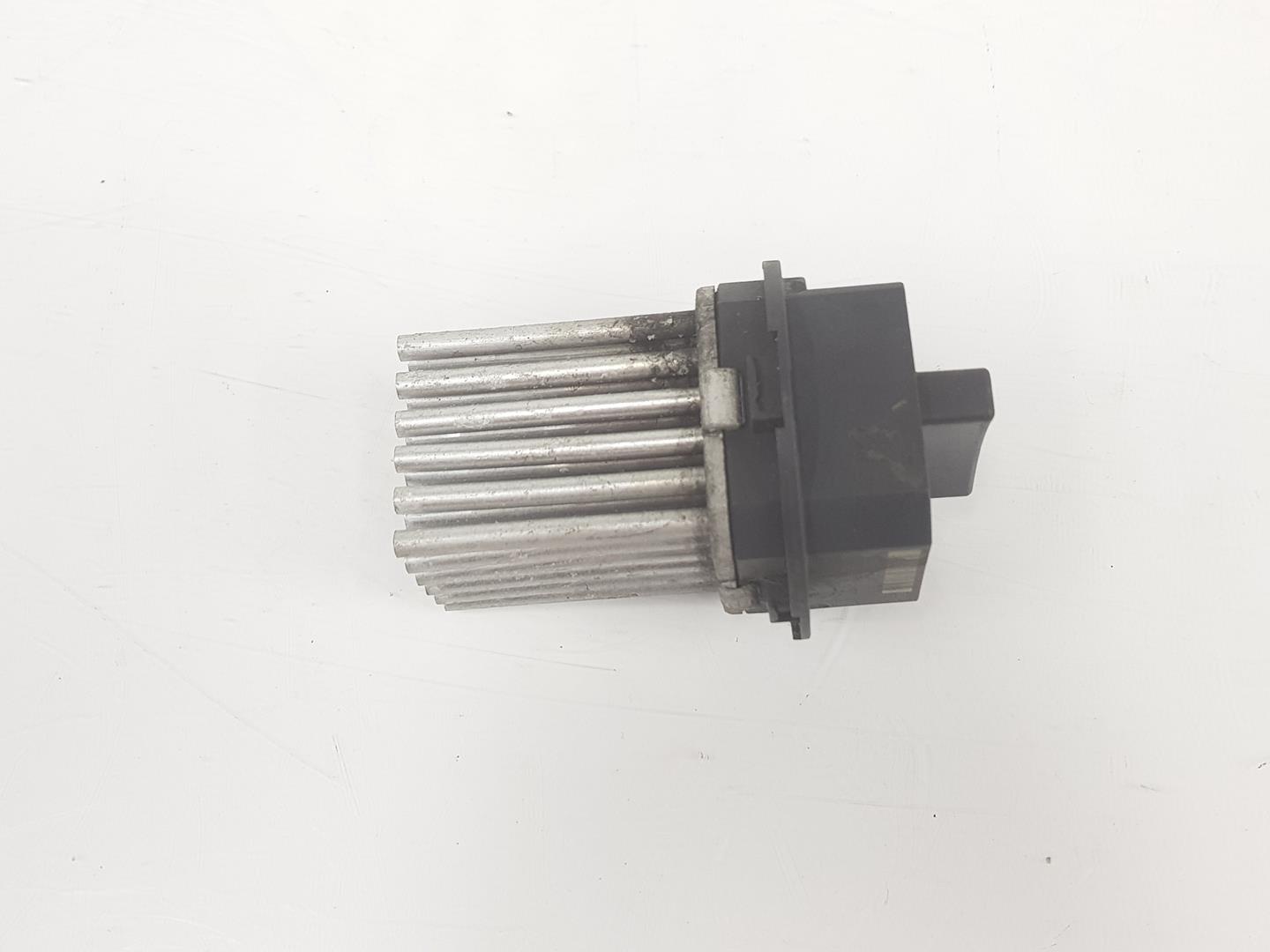 MERCEDES-BENZ C-Class W204/S204/C204 (2004-2015) Interior Heater Resistor A2048707710, A2048707710 20360362