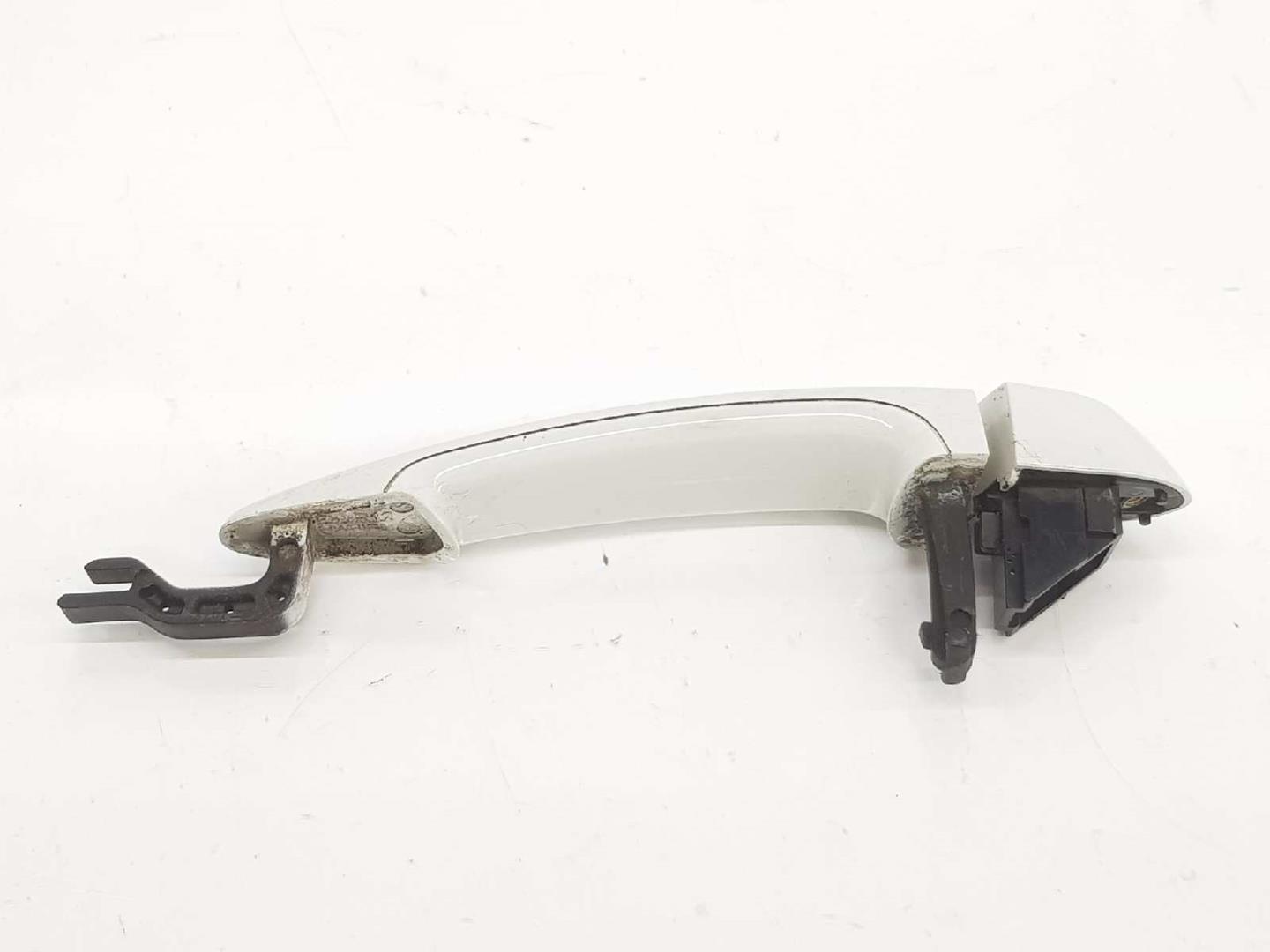 BMW 1 Series E81/E82/E87/E88 (2004-2013) Rear right door outer handle 51217207552, 51217207552, COLORBLANCO300 19738826