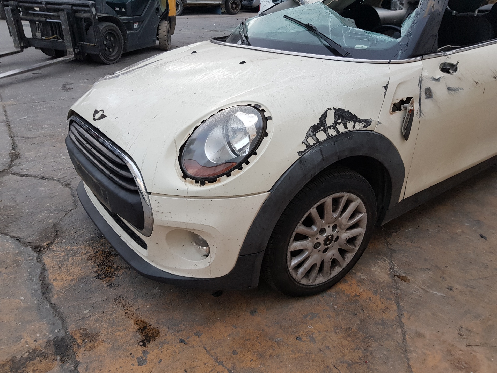 MINI Cooper F56 (2013-2020) Bal hátsó kerékagy orsója 15677210,8842877 23751540