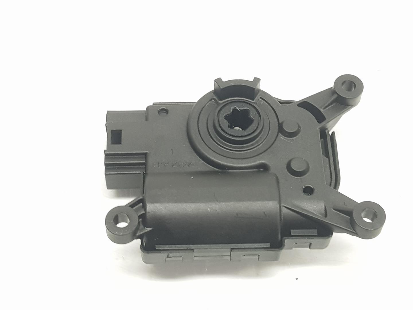 VOLKSWAGEN Passat Variant 1 generation (2010-2024) Air Conditioner Air Flow Valve Motor 2Q0907511F, 2Q0907511F 24224862