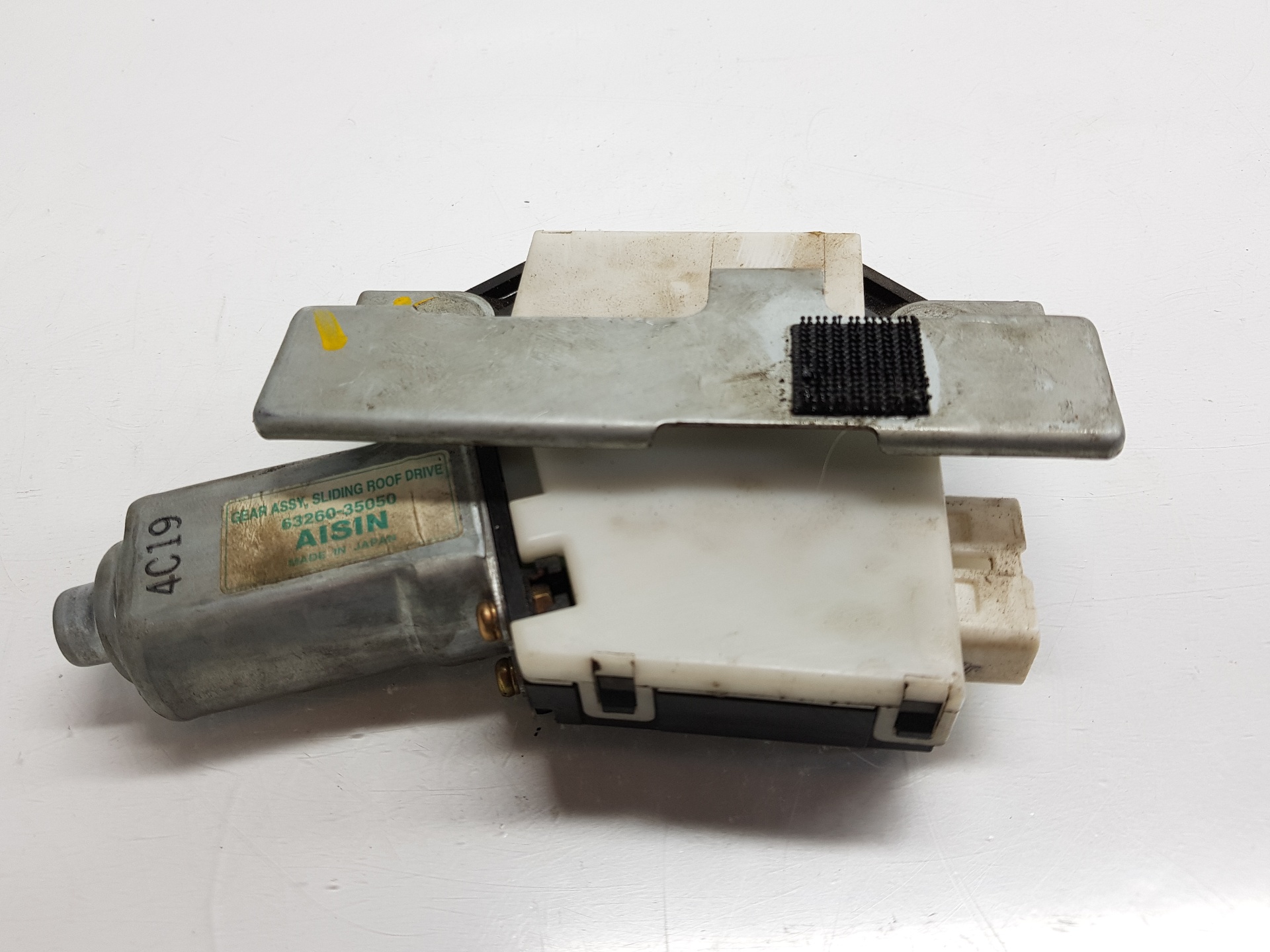 Motor techo eléctrico 1KDFTV 6326035050 de Toyota Land cruiser j12 2004-2009 - pieza usada