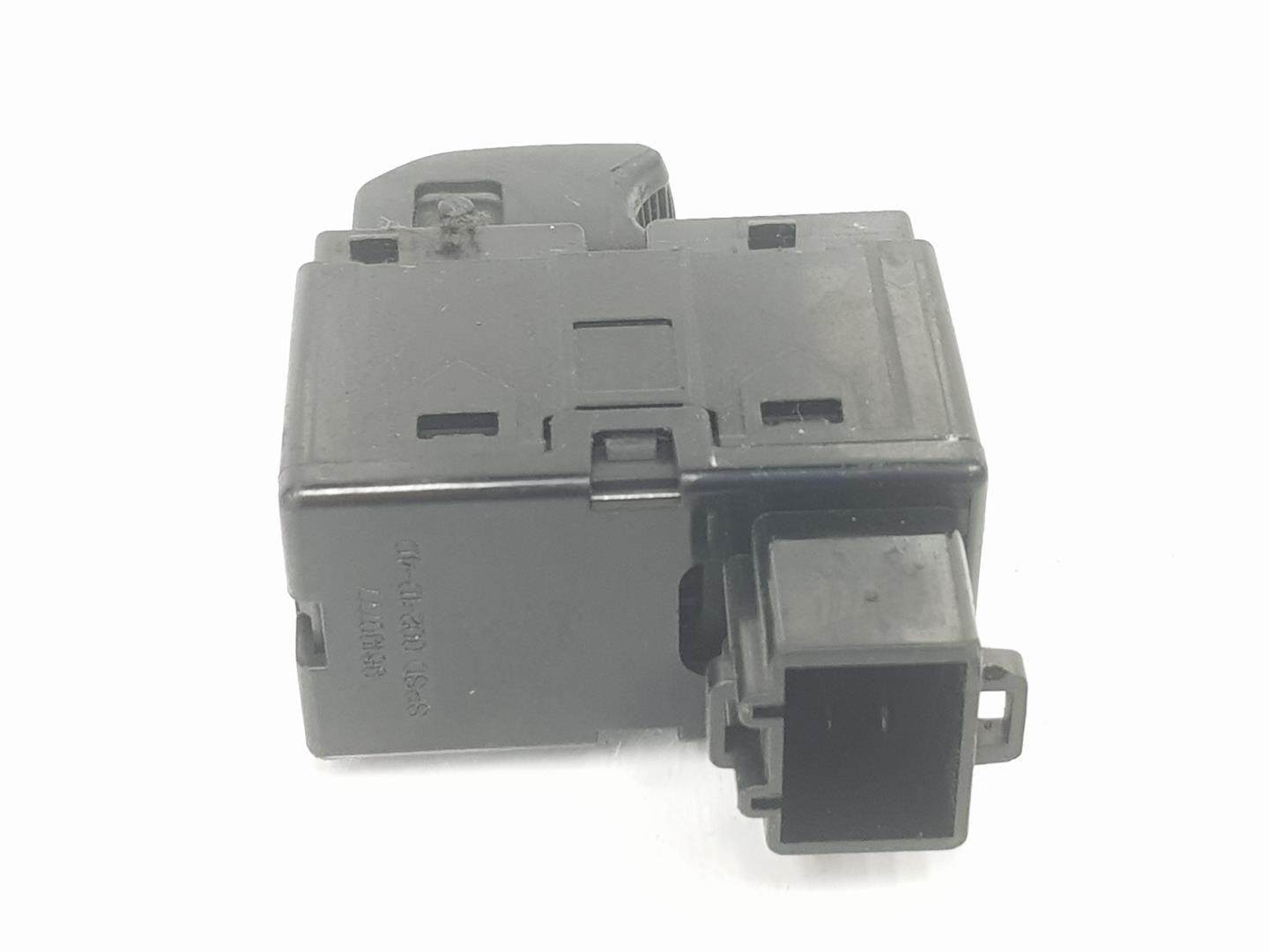 SSANGYONG Rexton Y200 (2001-2007) Rear Right Door Window Control Switch 96190777, 96190777 24251060