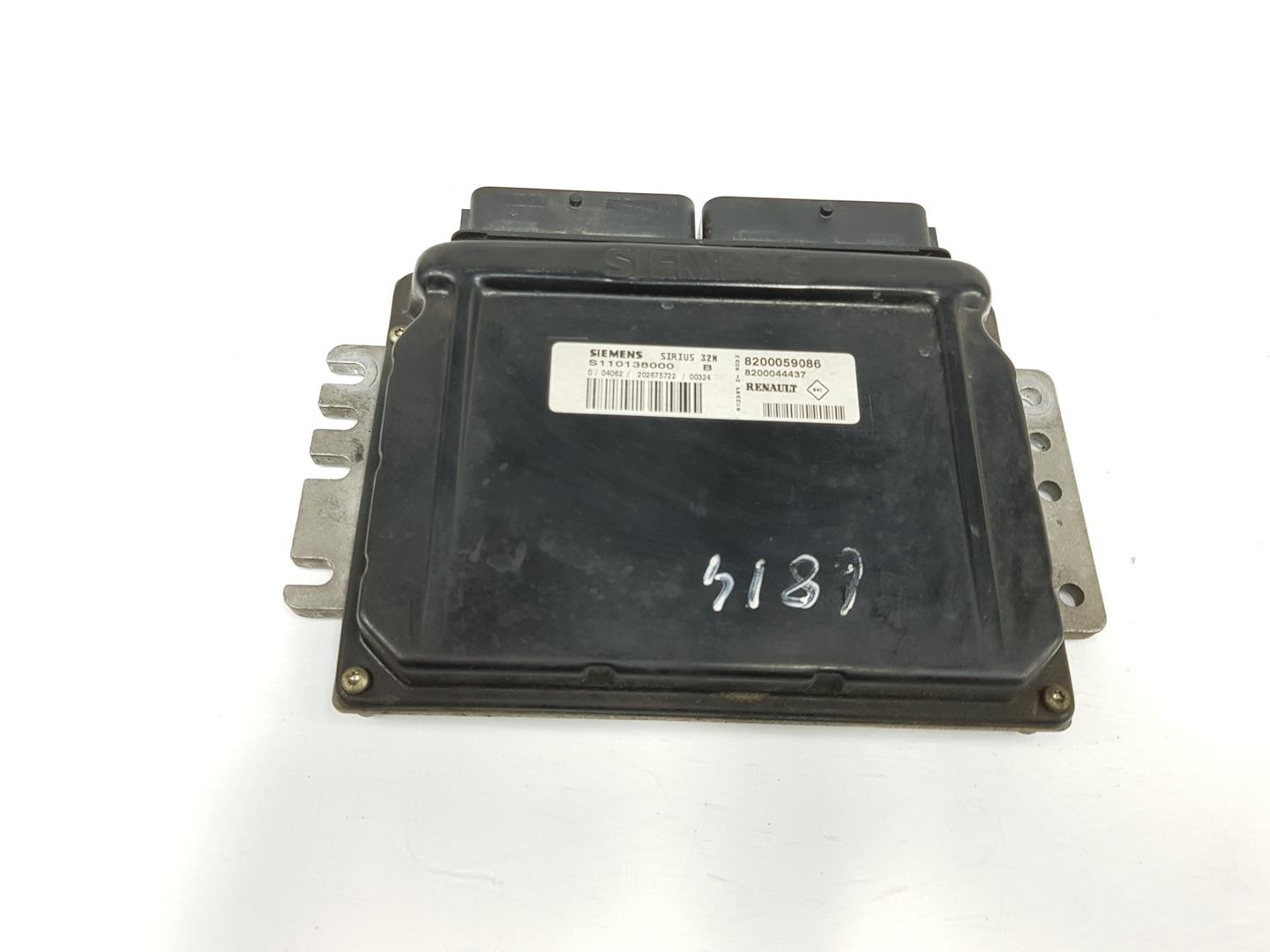 RENAULT Clio 3 generation (2005-2012) Engine Control Unit ECU 8200059086, 8200059086 23079841