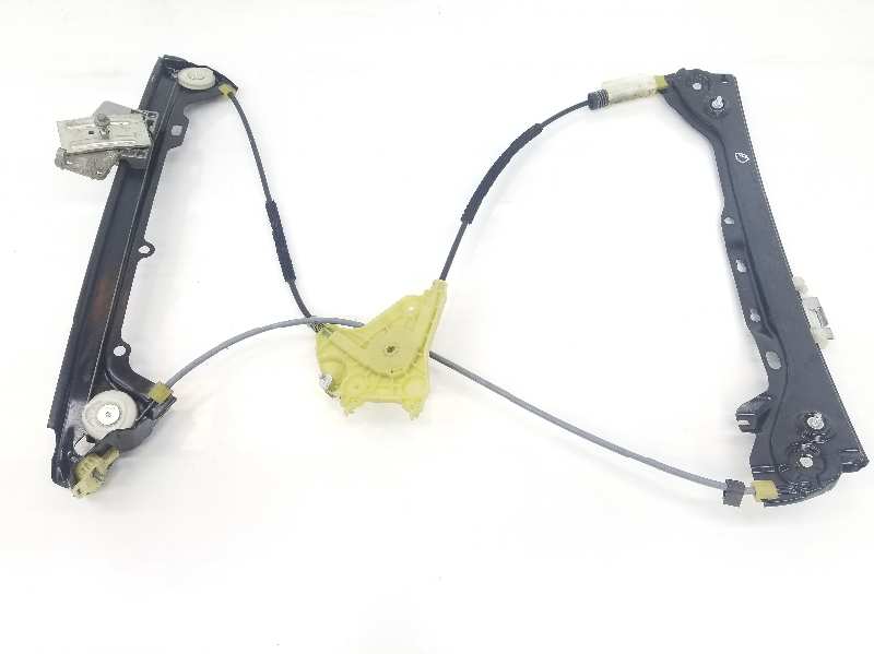 BMW 3 Series E90/E91/E92/E93 (2004-2013) Priekšējo labo durvju logu pacēlājs 51337193456, 51337193456 19712016