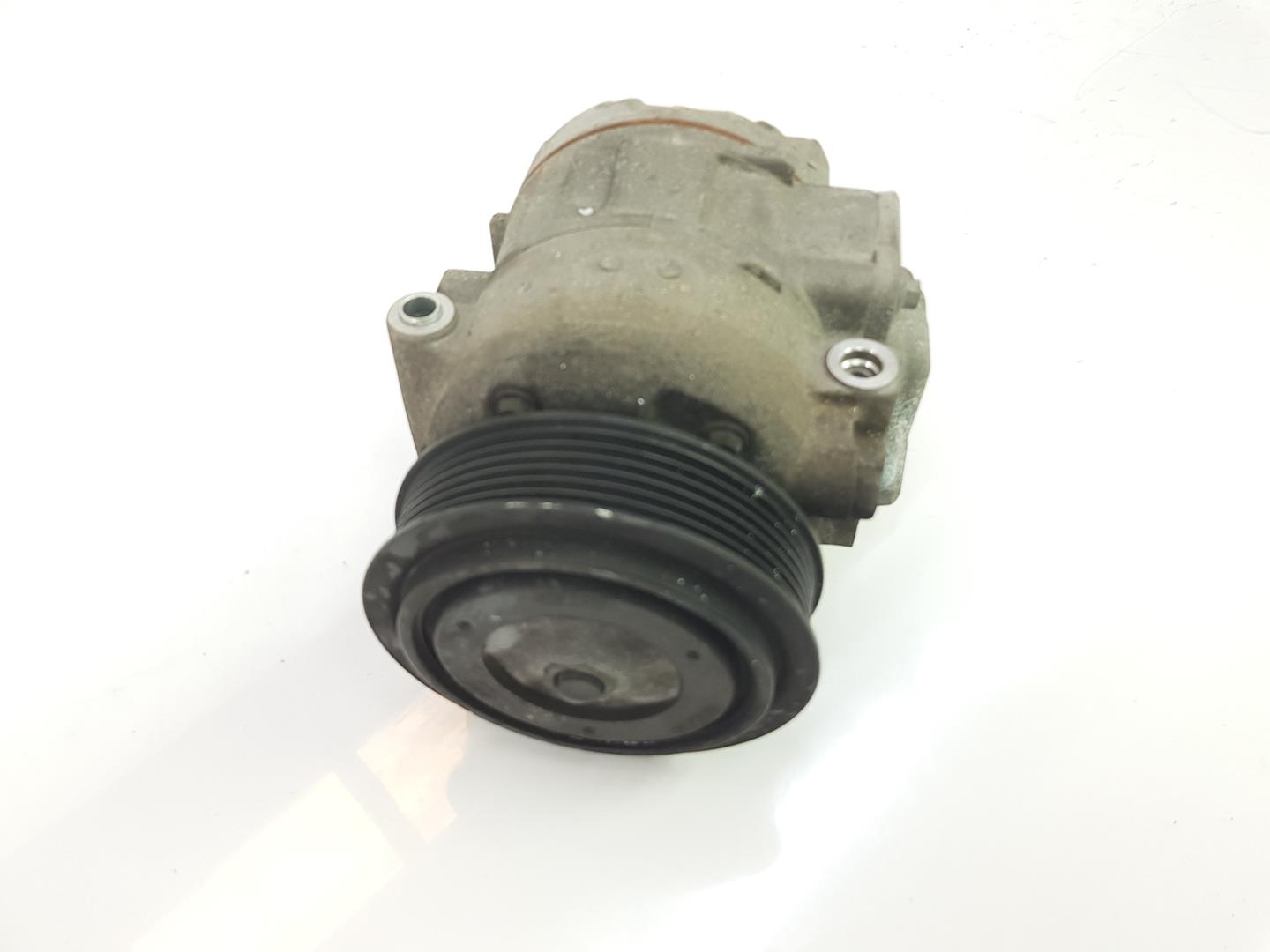 SEAT Cordoba 2 generation (1999-2009) Pompe de climatisation 6Q0820803P, 6Q0820803P 19900653