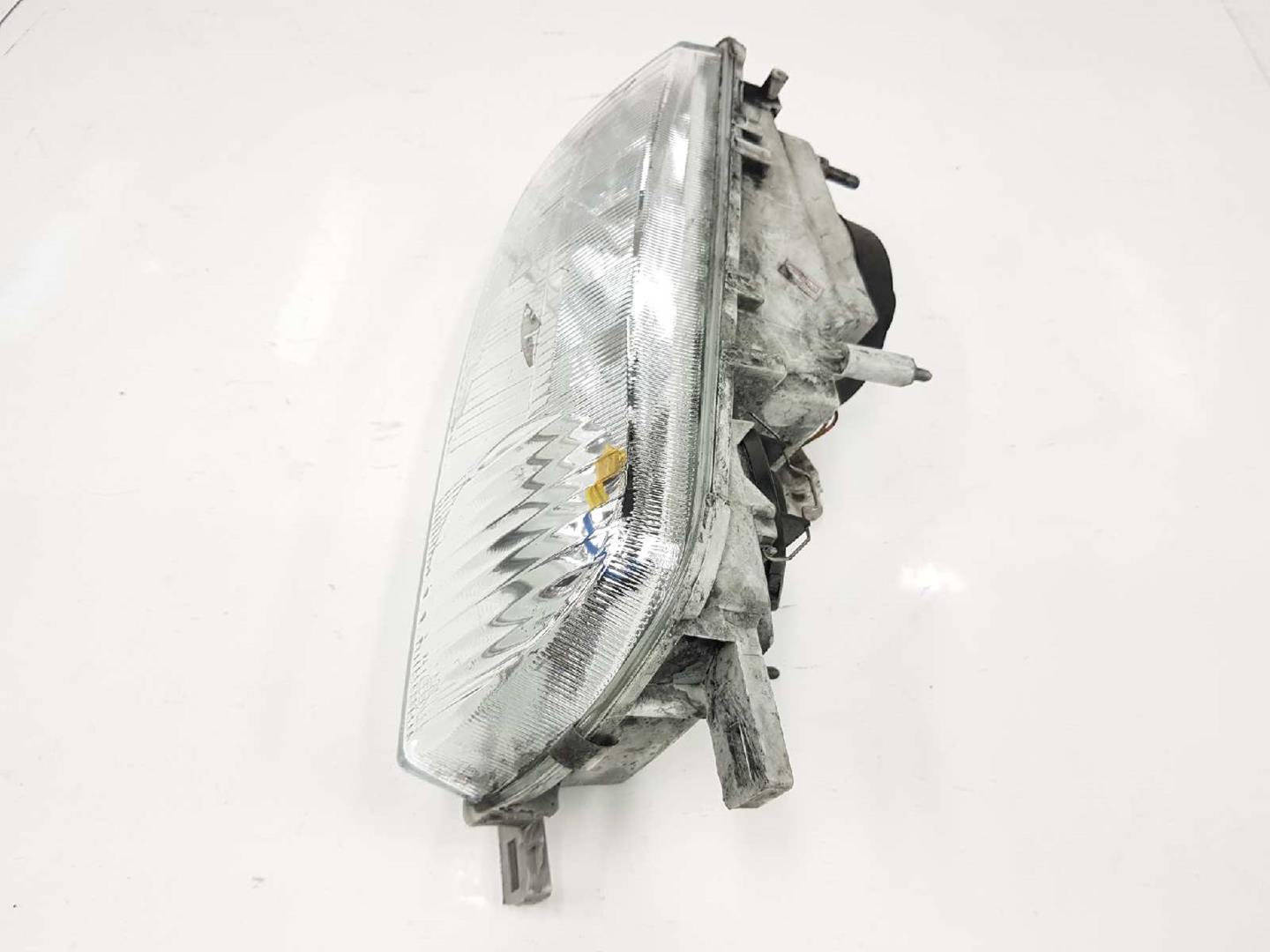 NISSAN Primera P10 (1990-1997) Phare avant droit 082151141M, 2151141M, B601070J15 19732287