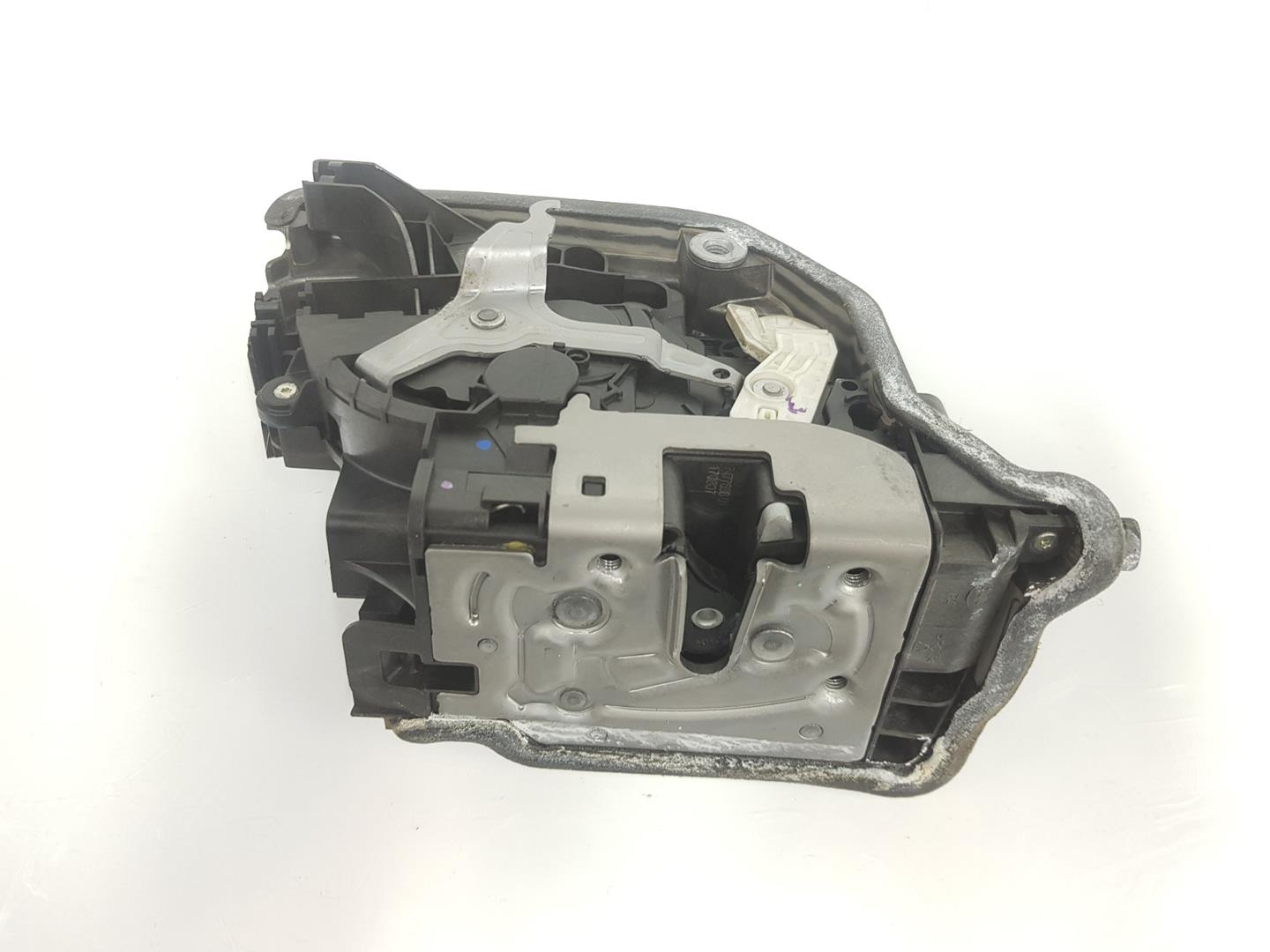 BMW 5 Series F10/F11 (2009-2017) Замок правої передньої двері 51217477688,7477688,1141CB2222DL 19932590
