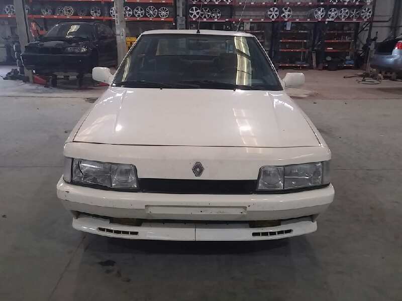 RENAULT 21 1 generation (1986-1995) Priekinis dešinys sparnas 7751465516,7751465516,COLORBLANCO 19641967