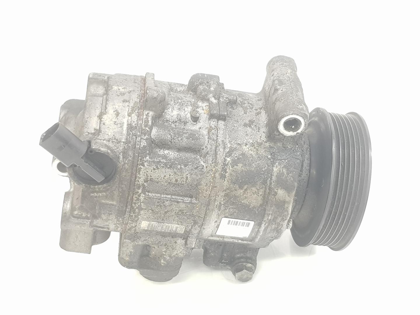 AUDI A4 B8/8K (2011-2016) Kondicionieriaus siurblys (kompresorius) 8K0260805L,8K0260805L 24238808