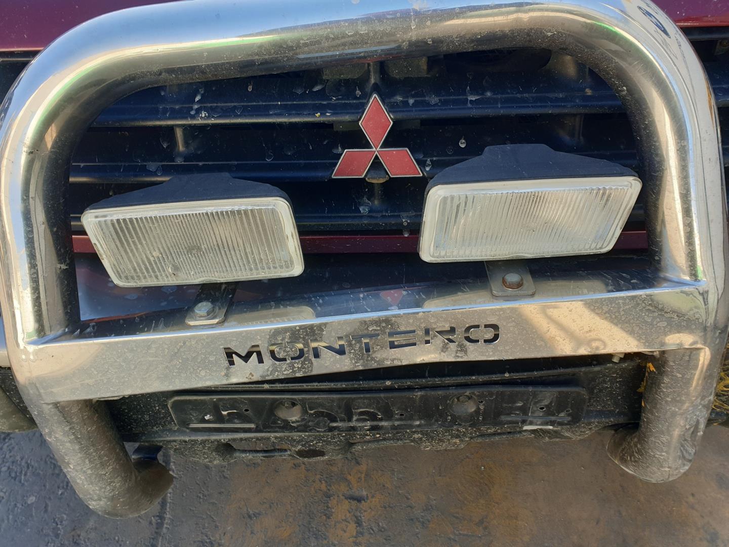 MITSUBISHI Pajero 2 generation (1991-1999) Кнопка керування вікном задніх правих дверей MR252818,MR252818 24154958