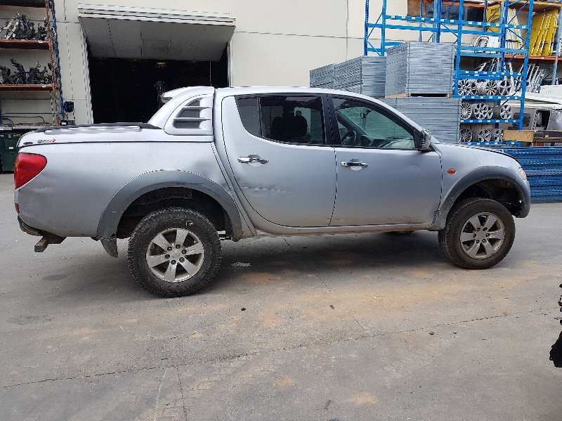 MITSUBISHI L200 4 generation (2006-2015) Бампер задний 6410A233, 6410A741, 6410A742 19645456