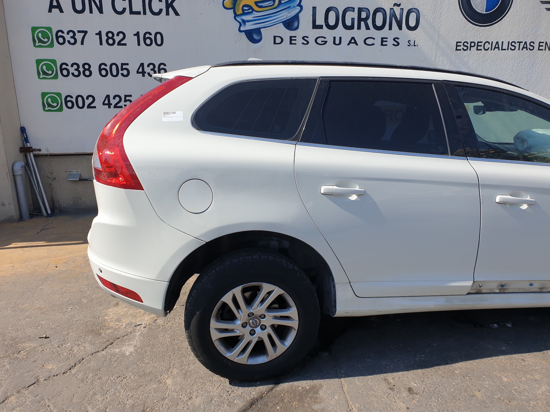 VOLVO XC60 1 generation (2008-2017) Топливный насос 31274669,31274669 27265742