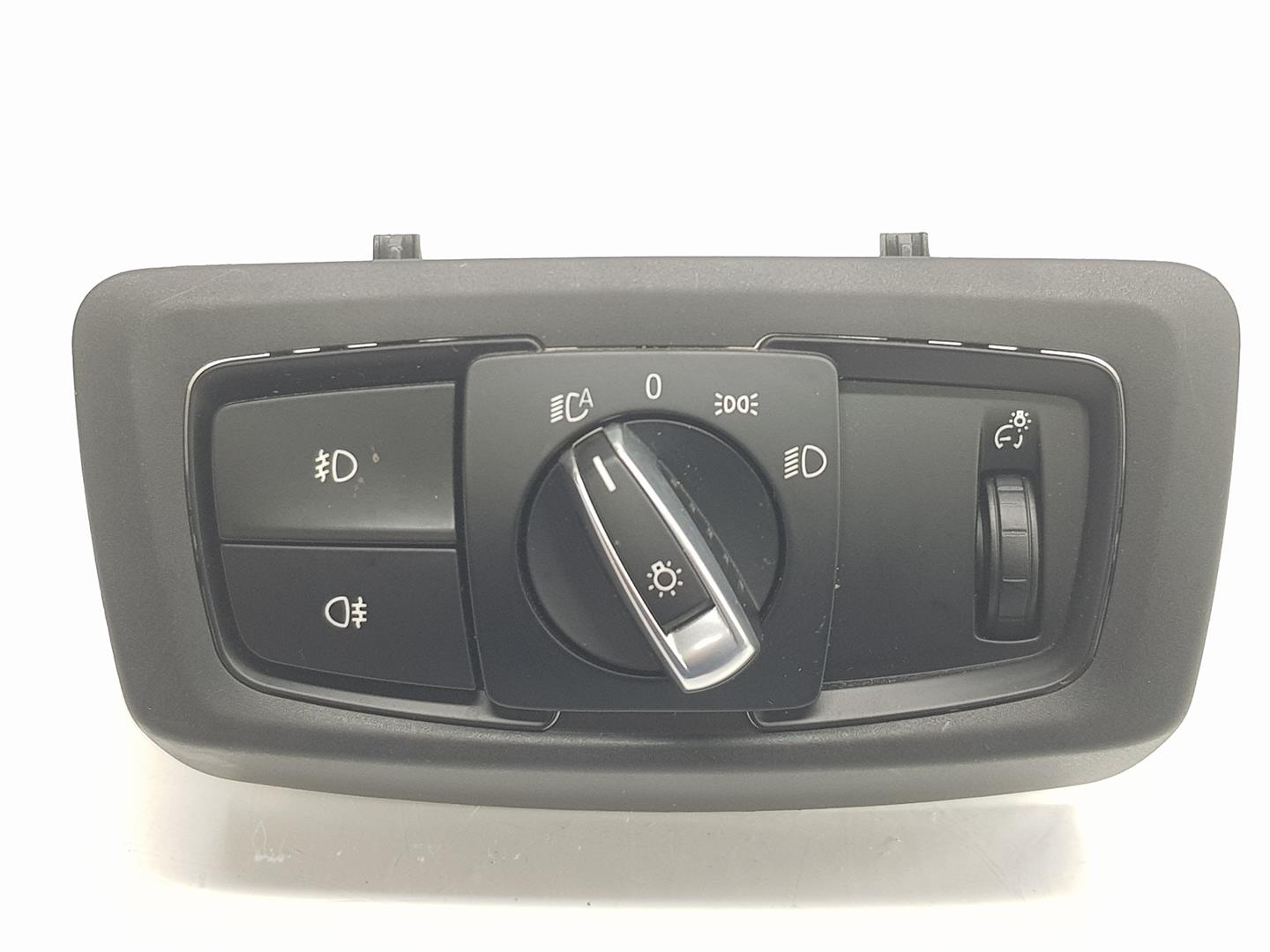 BMW 2 Series Active Tourer F45 (2014-2018) Headlight Switch Control Unit 61319865813, 9865813 24153740