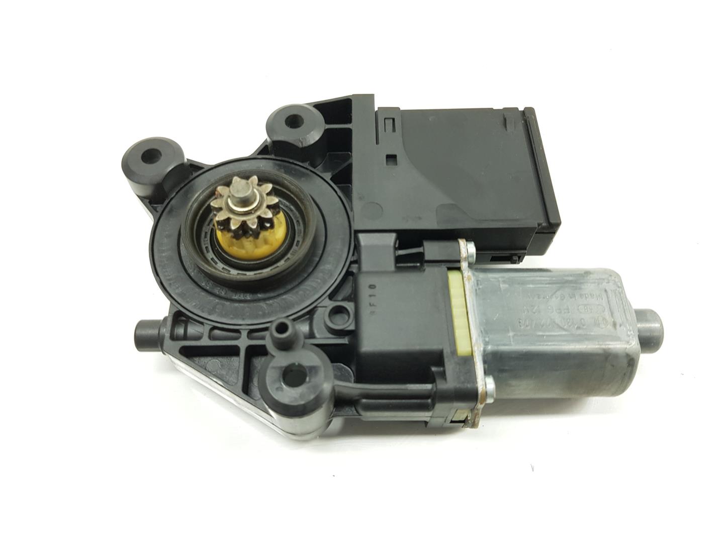 RENAULT Megane 3 generation (2008-2020) Front Right Door Window Control Motor 807301396R, 807301396R 24243488